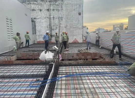 Thép xây dựng loại nào tốt nhất? So sánh Việt Nhật vs Pomina & Cách né "thép giả"