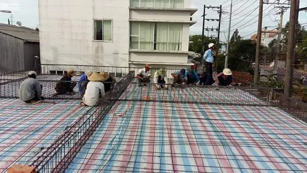 H&igrave;nh ảnh thi c&ocirc;ng phần th&ocirc;