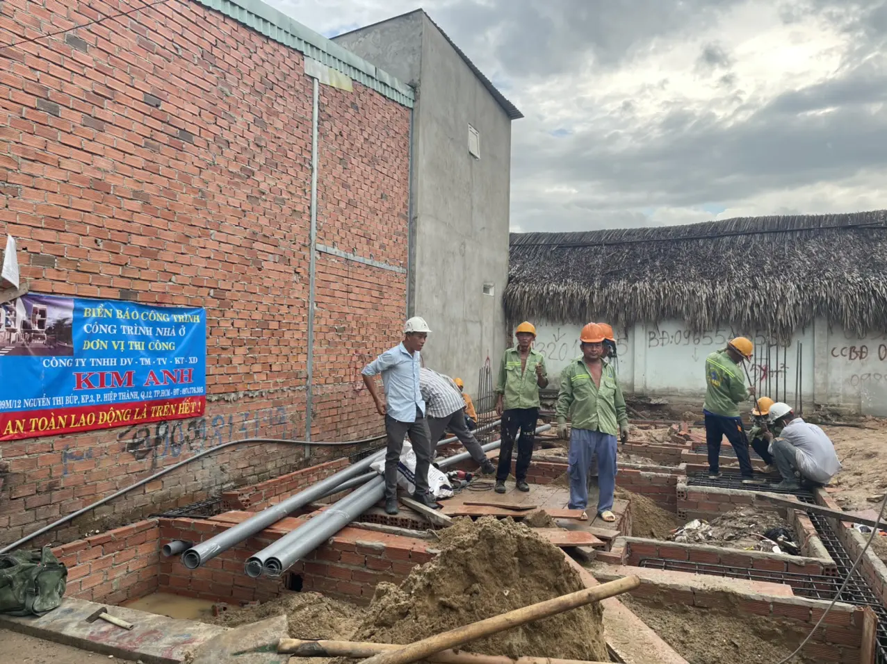 Dự &aacute;n x&acirc;y nh&agrave; phố tại Phường Long Trường, Thủ Đức - Thi c&ocirc;ng ph&agrave;n m&oacute;ng