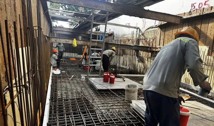 Vật tư x&acirc;y dựng bị tr&aacute;o đổi