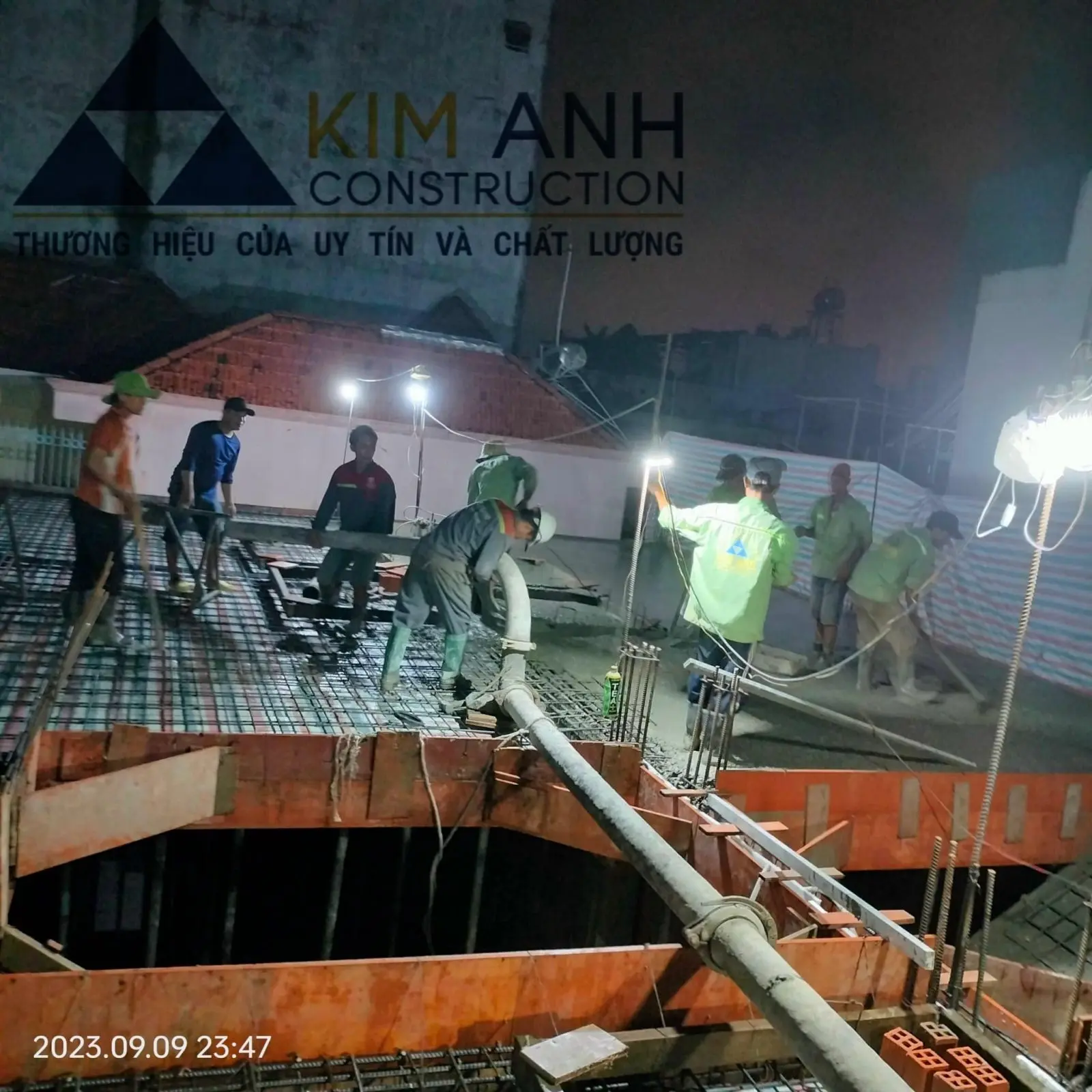 Kỹ thuật đổ bê tông và sử dụng đầm dùi đúng cách