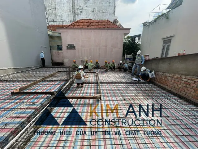 Thi c&ocirc;ng x&acirc;y dựng nh&agrave; phố